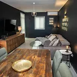 דירה Jaysky Penthouse On Etna Street