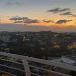 Jaysky Penthouse On Etna Street Apartamento