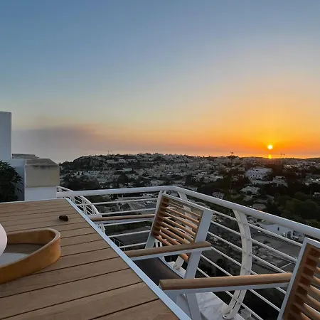 Jaysky Penthouse On Etna Street Appartement