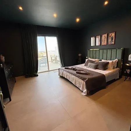 Jaysky Penthouse On Etna Street Apartament Mellieħa