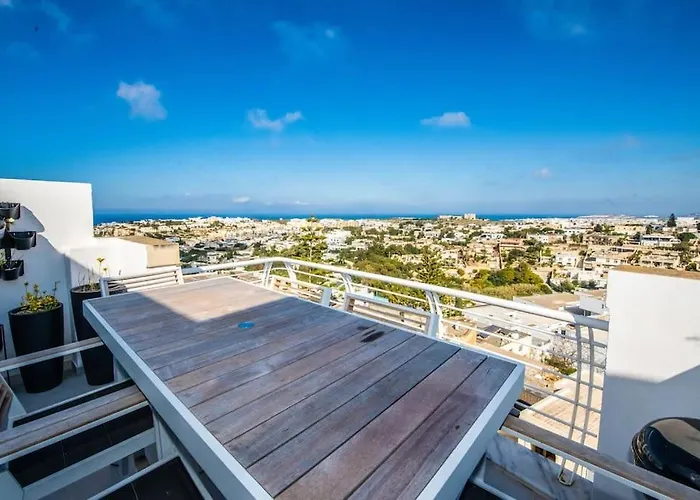 公寓 Jaysky Penthouse On Etna Street 梅利哈