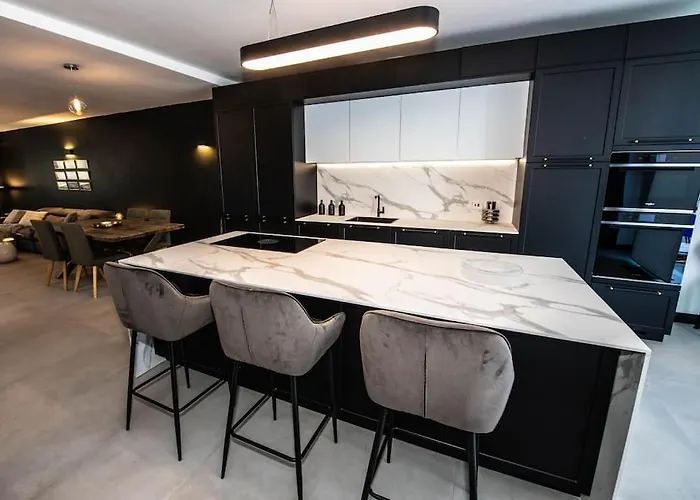 Jaysky Penthouse On Etna Street 梅利哈